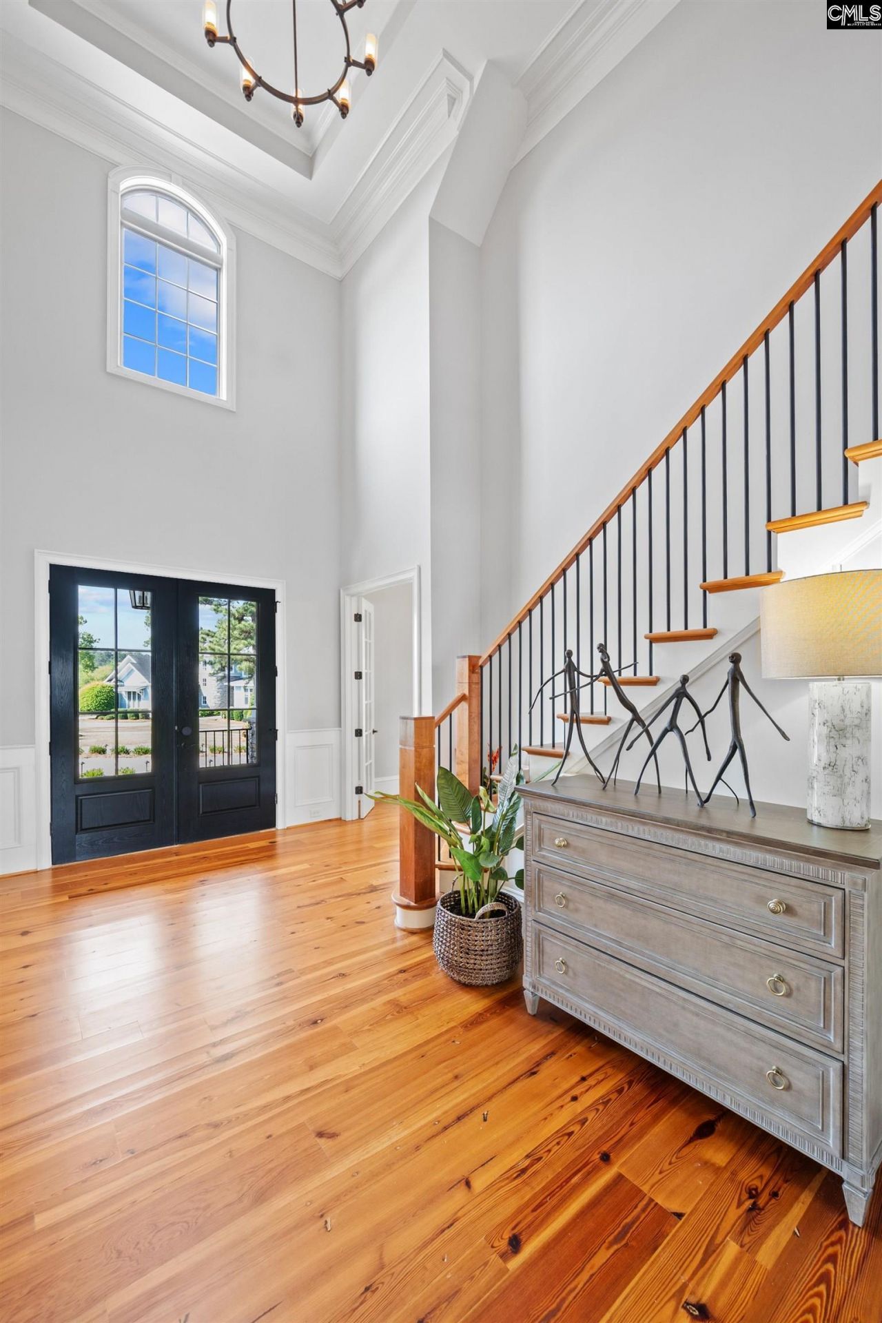 252 Waters Edge Drive  Photo 7