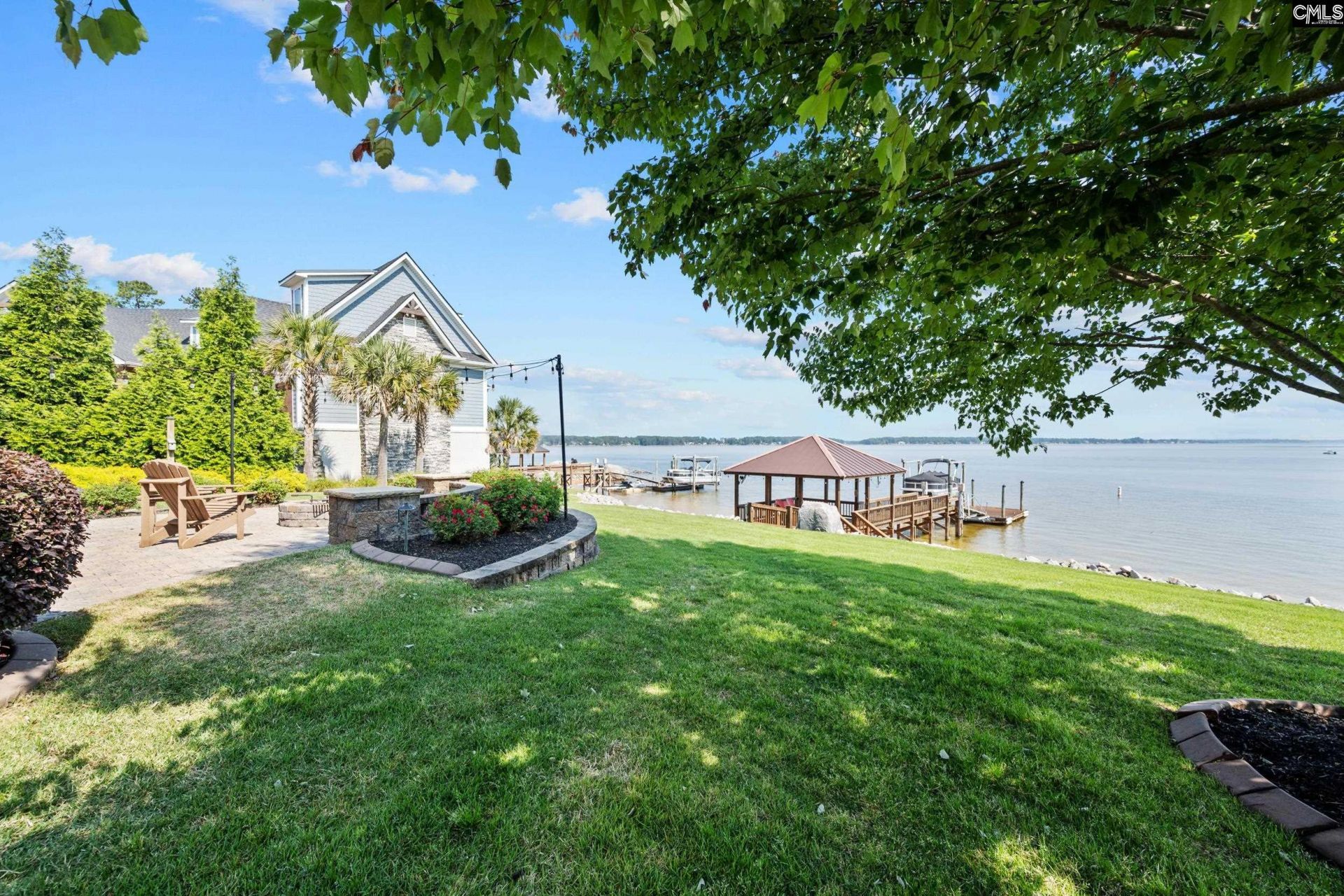 252 Waters Edge Drive  Photo 77