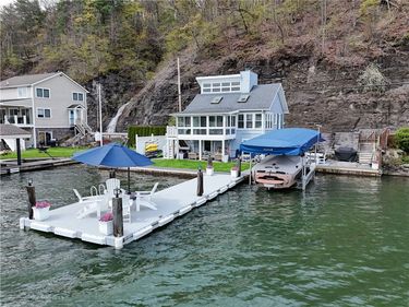 7069 State Route 21, Naples, NY 14512
