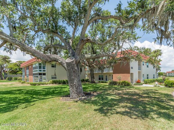 60 Woodland Drive , Unit 204, Vero Beach, FL 32962