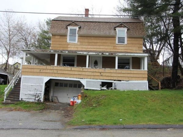22 Foch Street, Lewiston, ME 04240