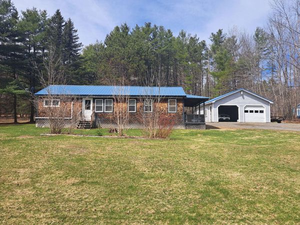901 N Dexter Road, Sangerville, ME 04479
