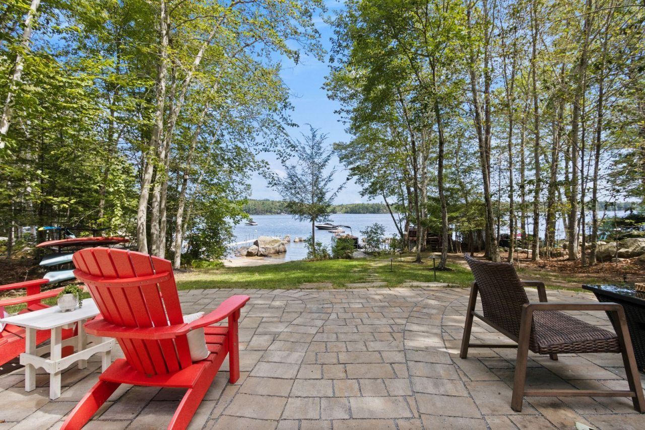 60 Ridge Road Frye Island, ME 04071
