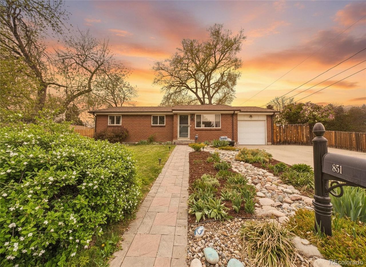 851 Miller Court, Lakewood, CO 80215 Main Photo