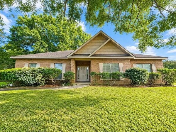 10215 Hunter's Trace, Mobile, AL 36608