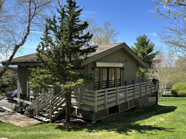 238 Kelly Road, New Lebanon, NY 12125