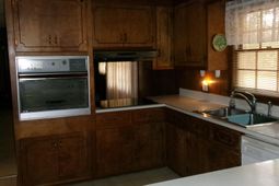 742 Condon Drive photo 4