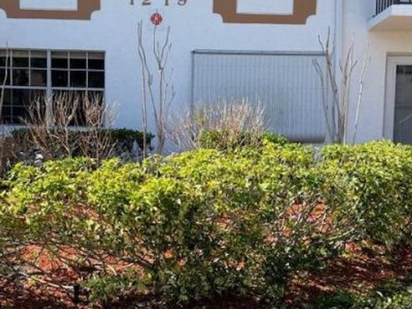 1219 S Lakes End Drive, Unit 2, Fort Pierce, FL 34982