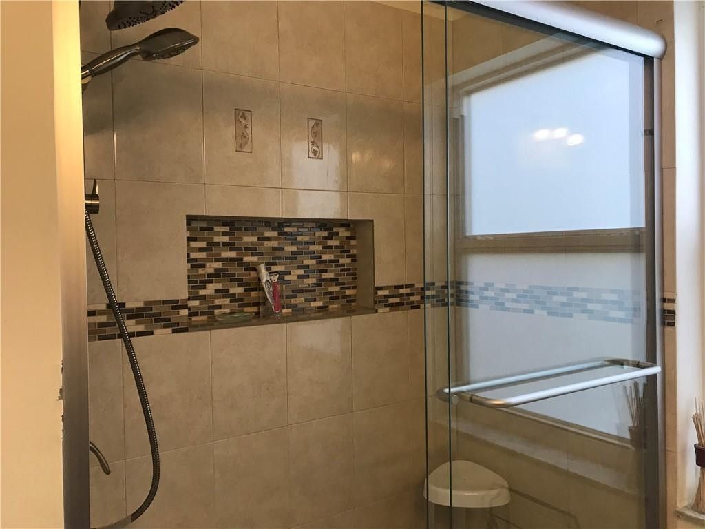 1118 Chinaberry Drive, Weston, FL 33327 Photo