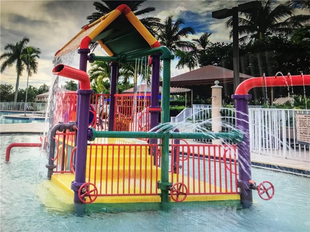1118 Chinaberry Drive, Weston, FL 33327 Photo