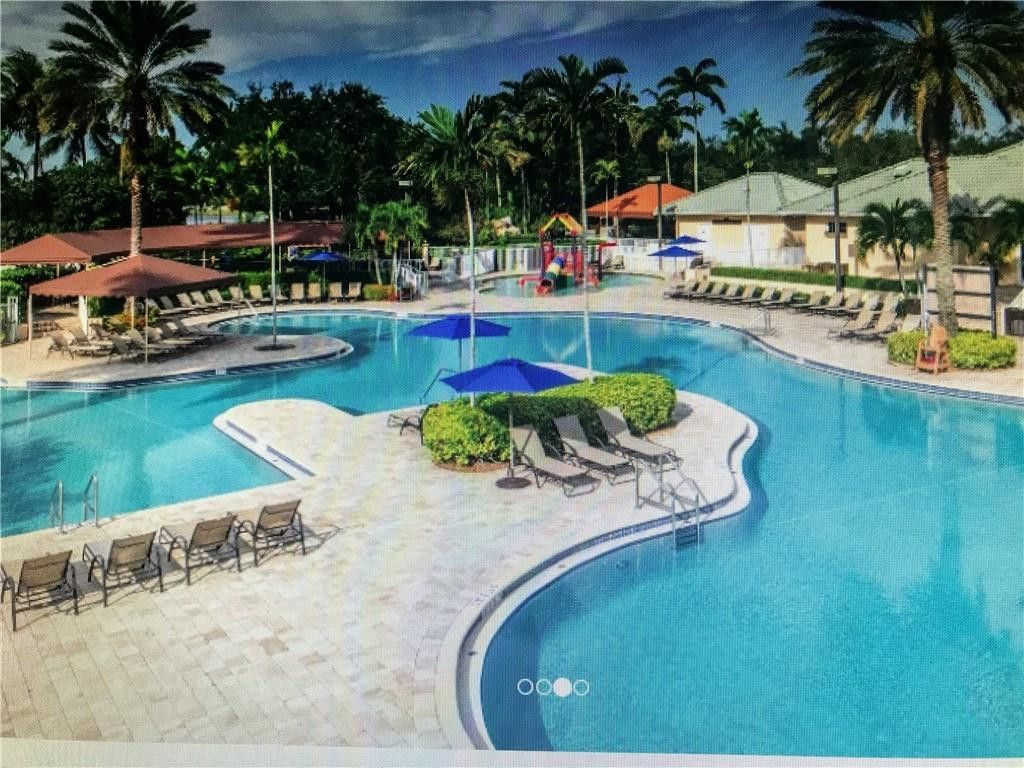 1118 Chinaberry Drive, Weston, FL 33327 Photo