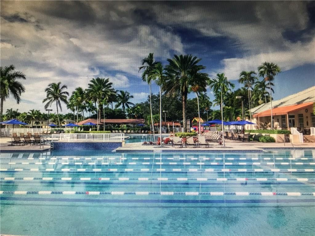 1118 Chinaberry Drive, Weston, FL 33327 Photo