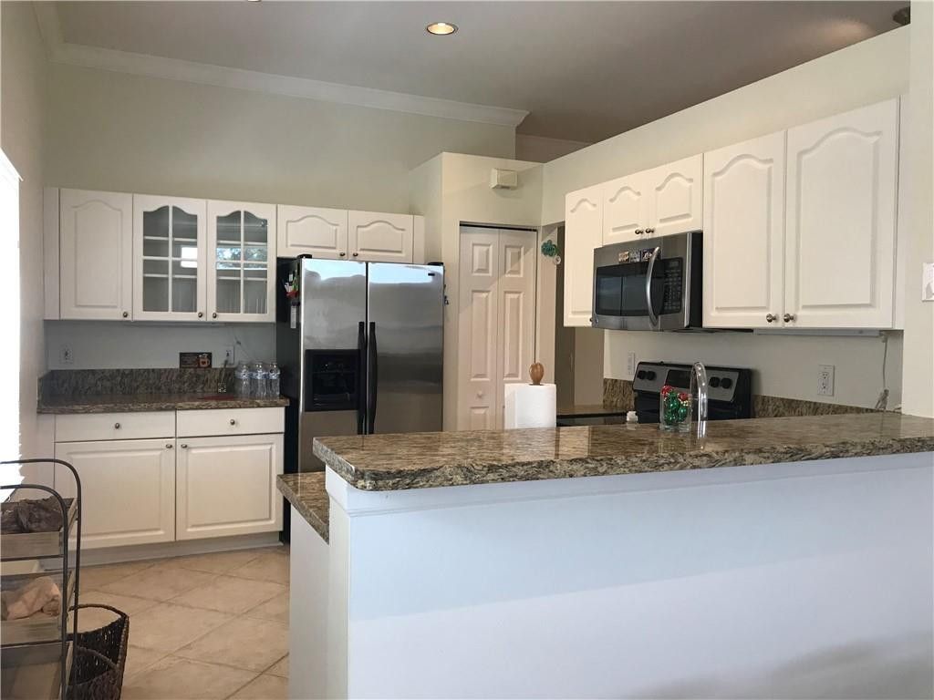 1118 Chinaberry Drive, Weston, FL 33327 Photo