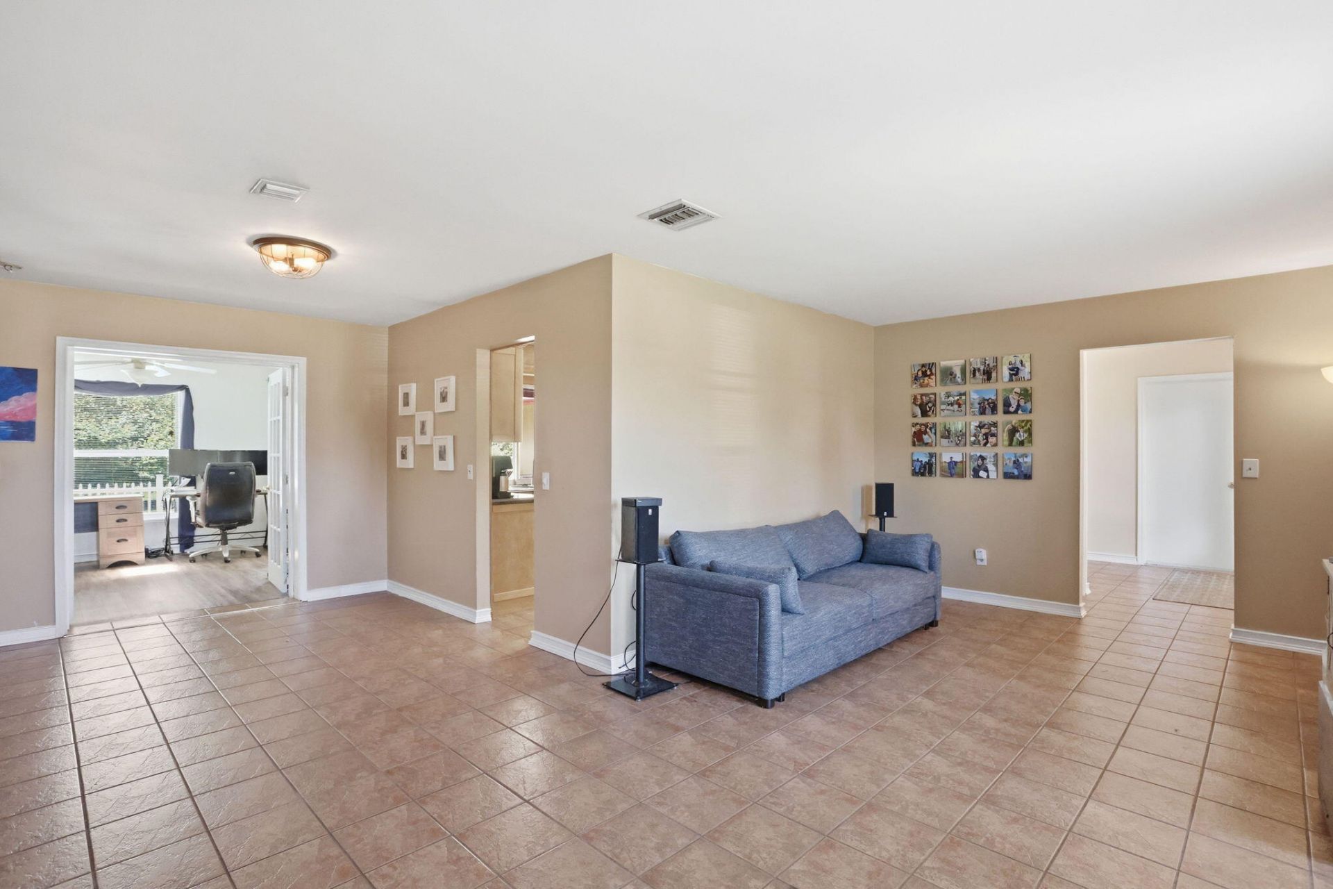 128 Barberton Road, Lake Worth, FL 33467 Photo
