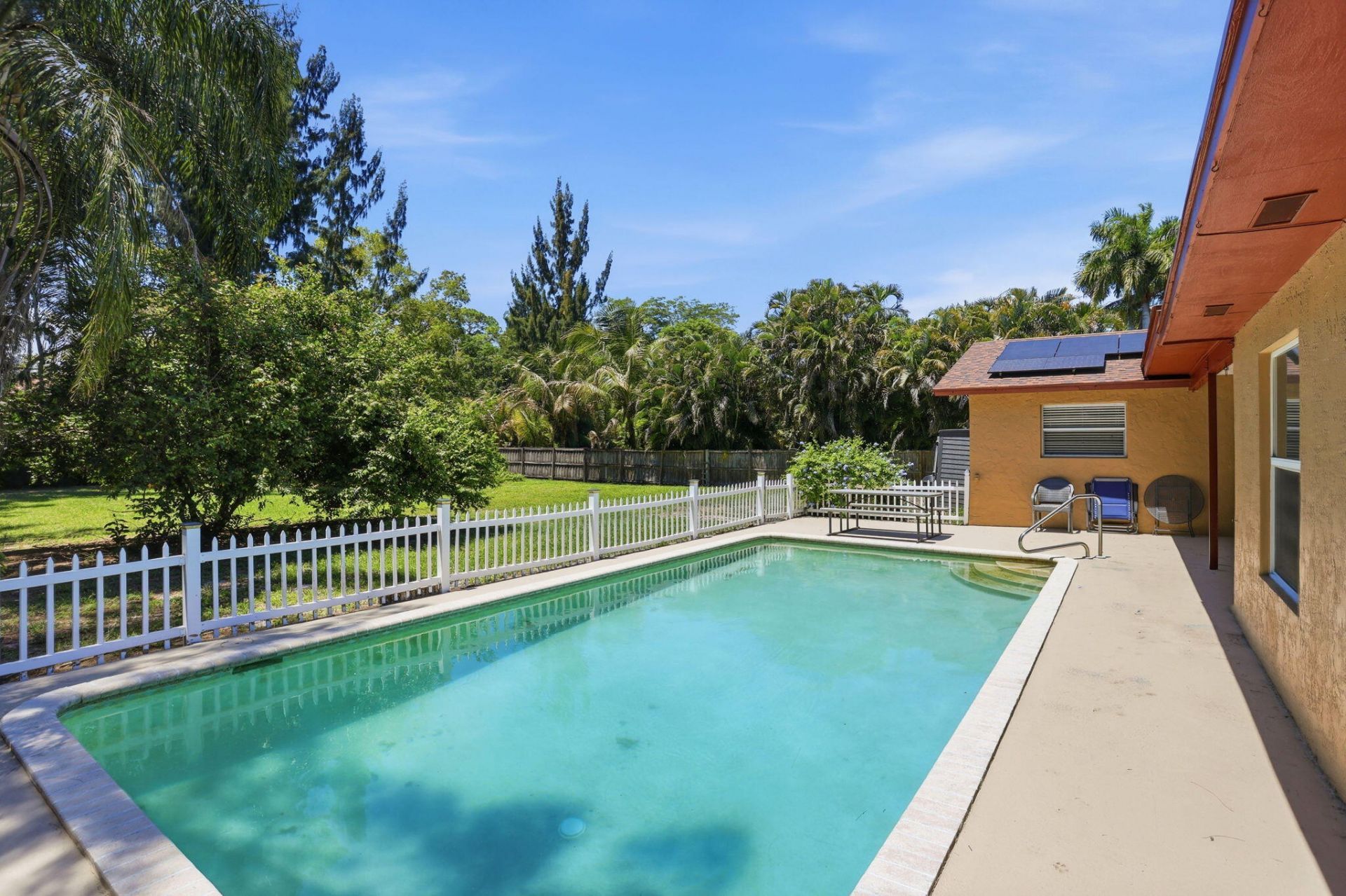 128 Barberton Road, Lake Worth, FL 33467 Photo