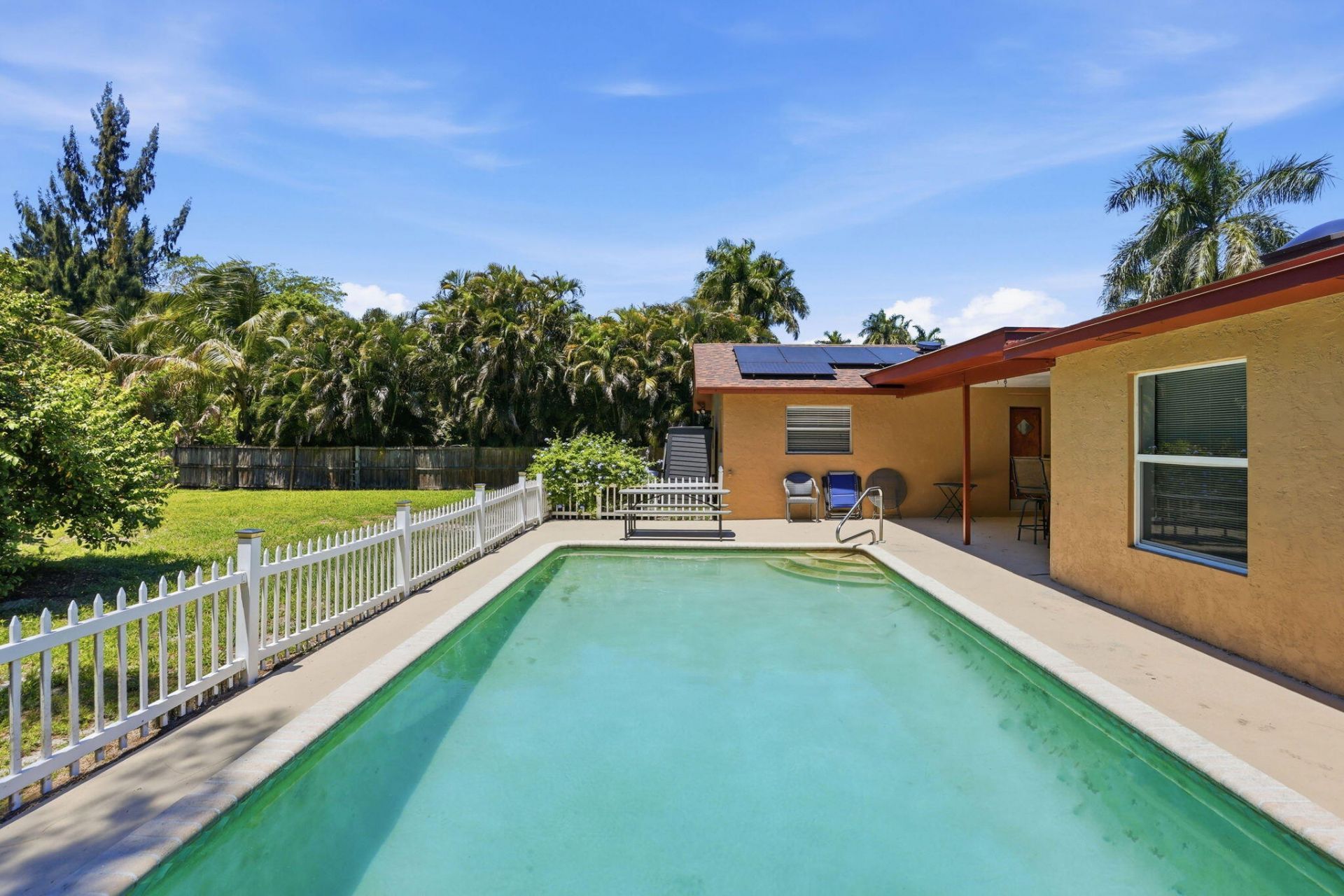 128 Barberton Road, Lake Worth, FL 33467 Photo