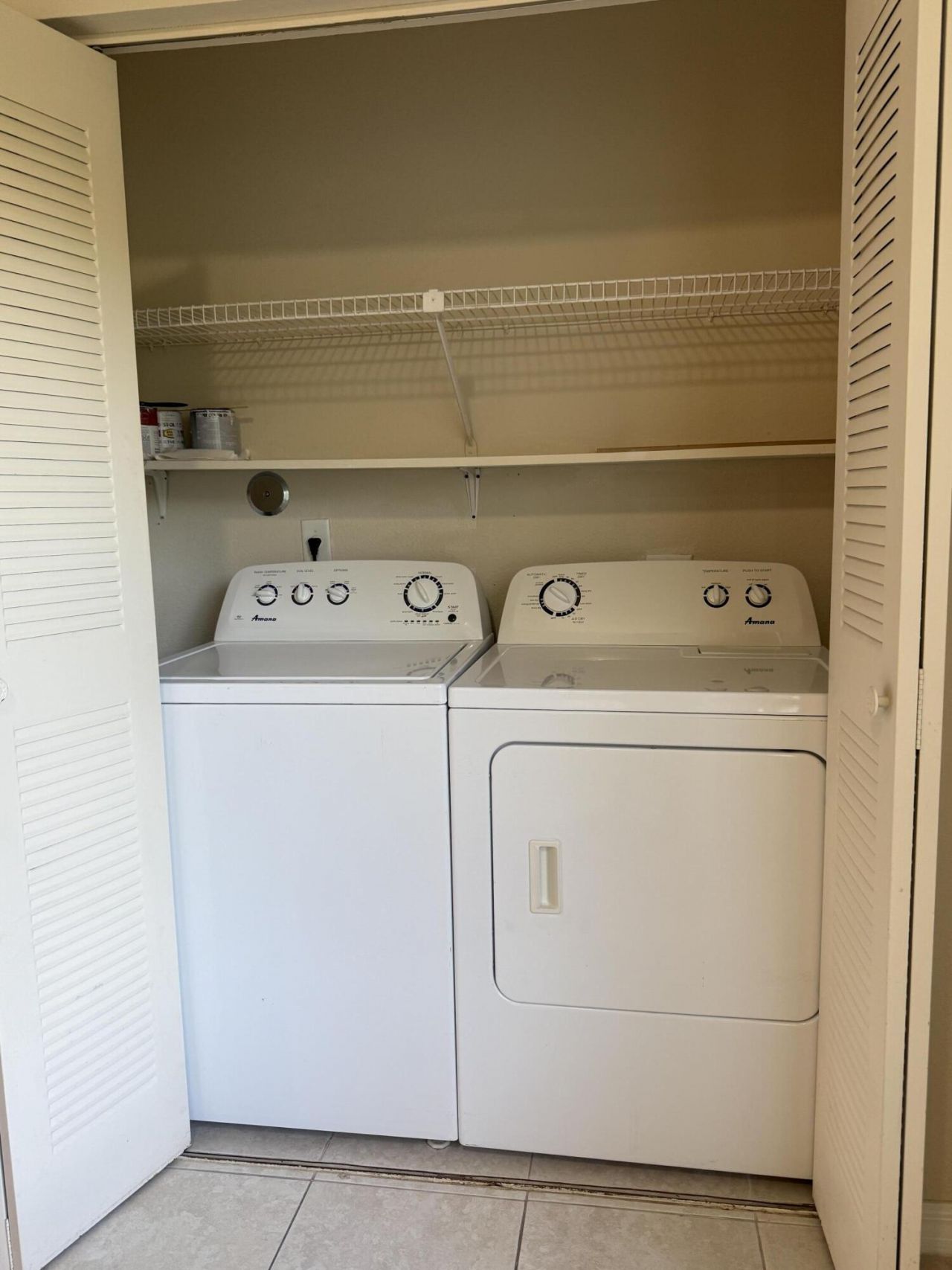 3390 N Pinewalk Drive, Unit 1012, Margate, FL 33063 Photo