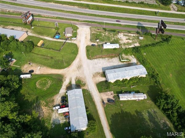 1200 South Outer Road , St Clair, MO 63077