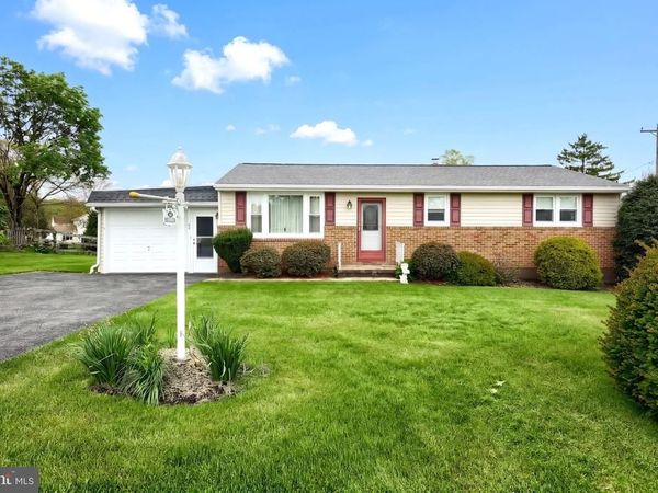 60 MEADOW LANE , GETTYSBURG, PA 17325