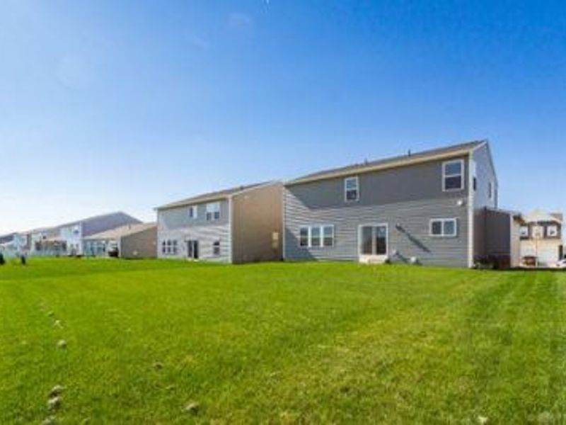8154 Cherry Birch Drive, Tipp City, OH 45371 Photo 23