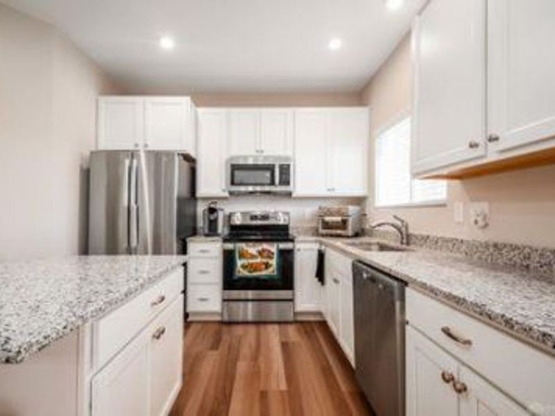 8154 Cherry Birch Drive, Tipp City, OH 45371 Photo 6