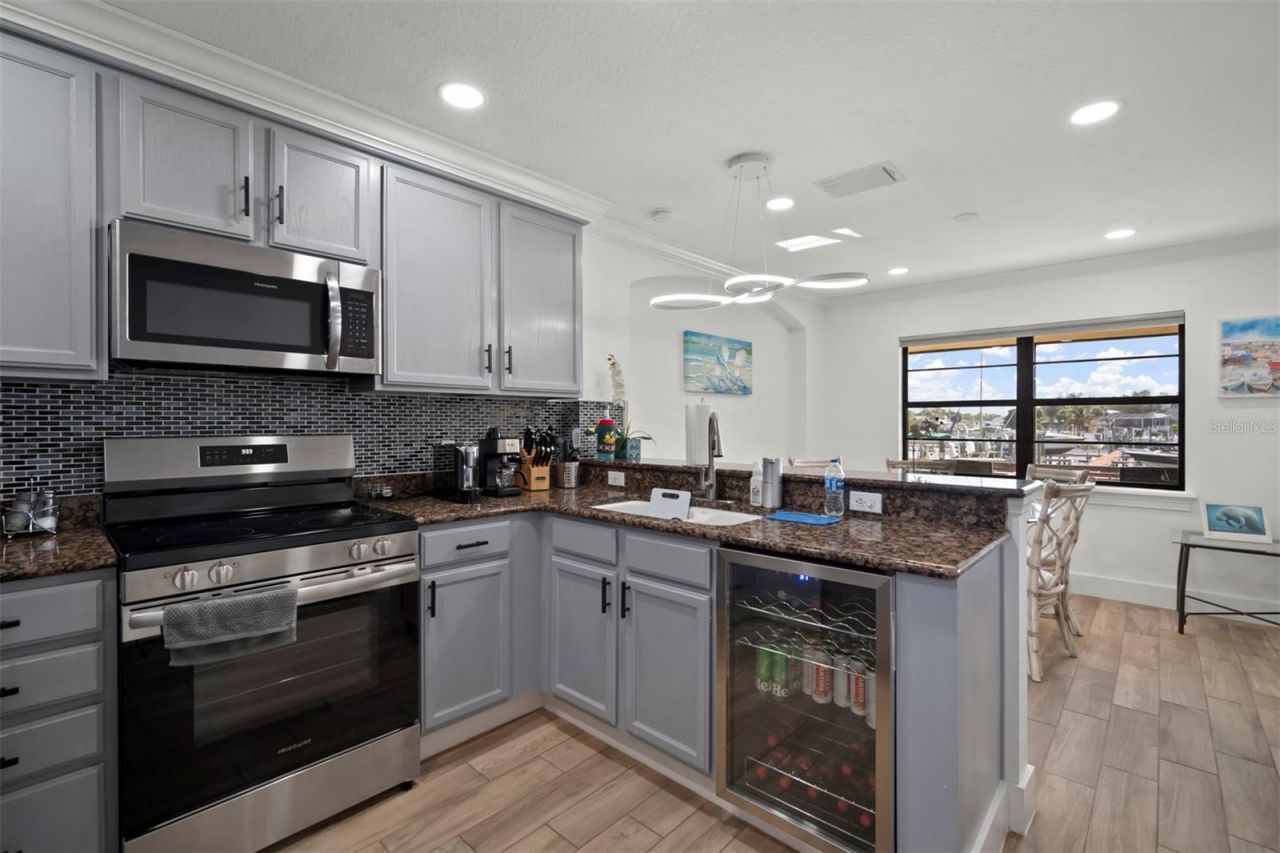634 Yardarm Drive , Apollo Beach, FL 33572 Photo