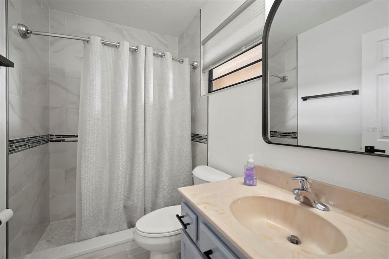 634 Yardarm Drive , Apollo Beach, FL 33572 Photo