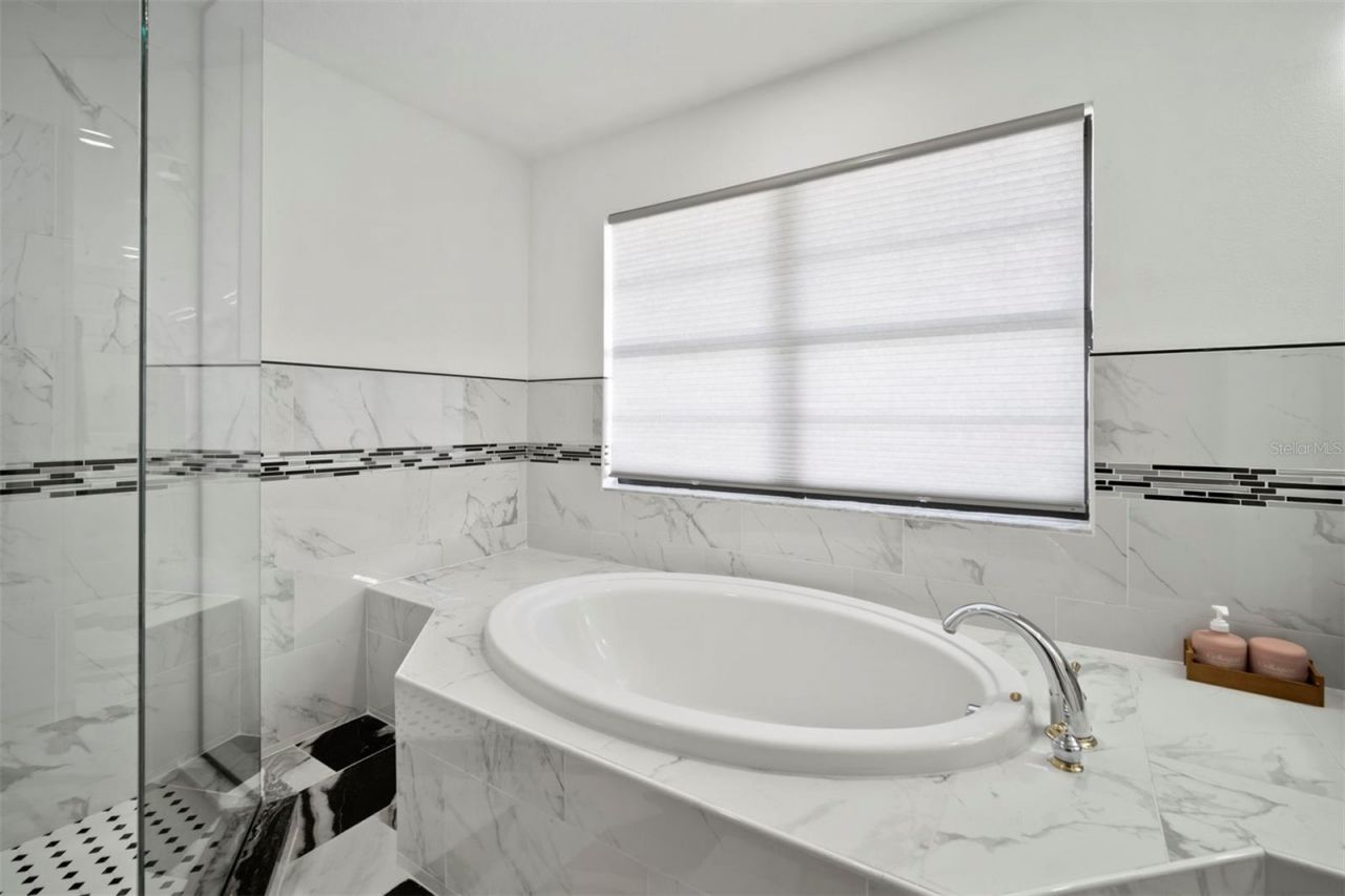 634 Yardarm Drive , Apollo Beach, FL 33572 Photo