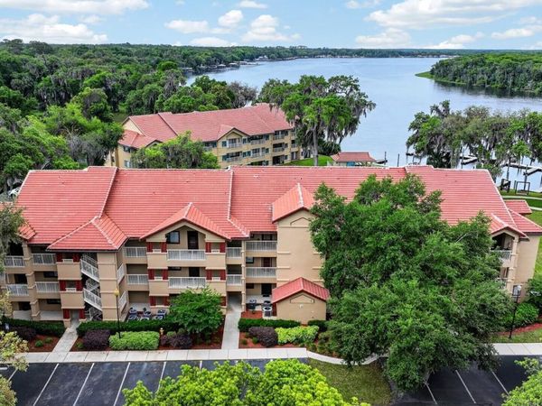 99 BROAD RIVER PLACE , Unit 2105, WELAKA, FL 32193