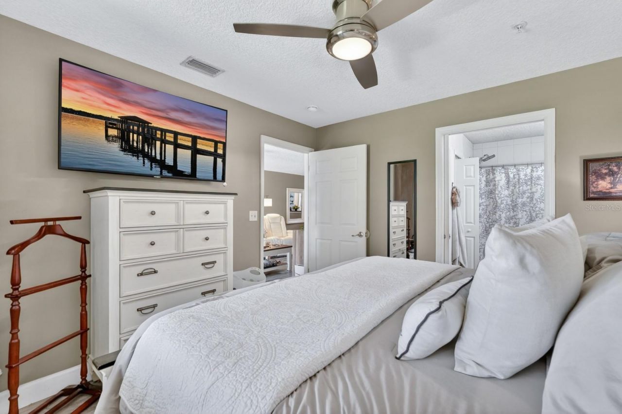 99 Broad River Place , Unit 2105, Welaka, FL 32193 Photo