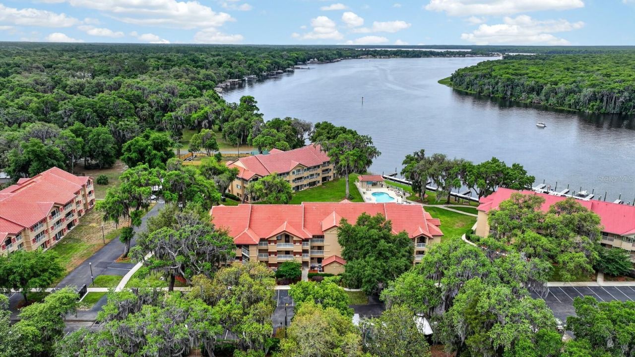 99 Broad River Place , Unit 2105, Welaka, FL 32193 Photo