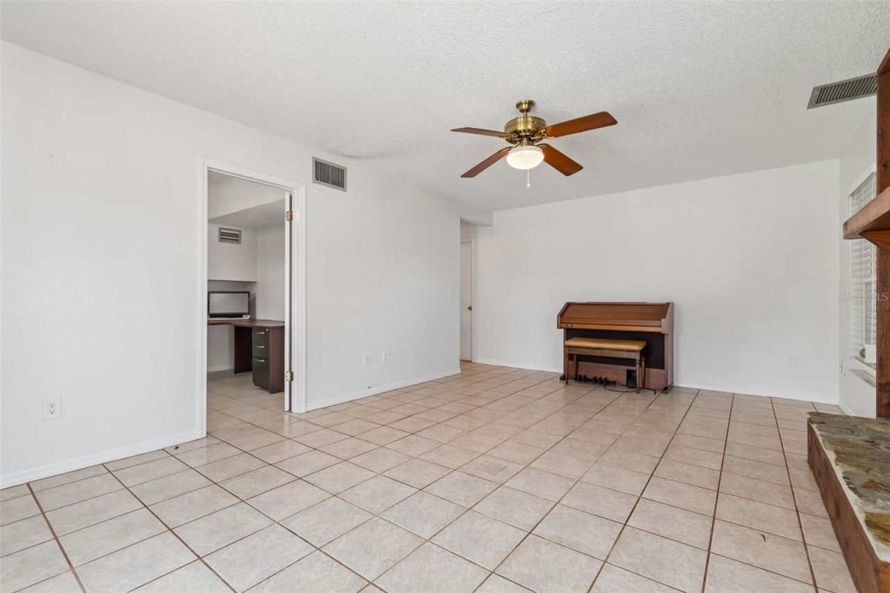 2620 Giant Place, Seffner, FL 33584 Photo