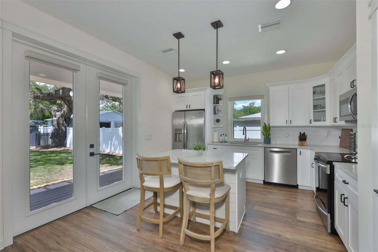 1808 E Caracas Street, Tampa, FL 33610 Photo