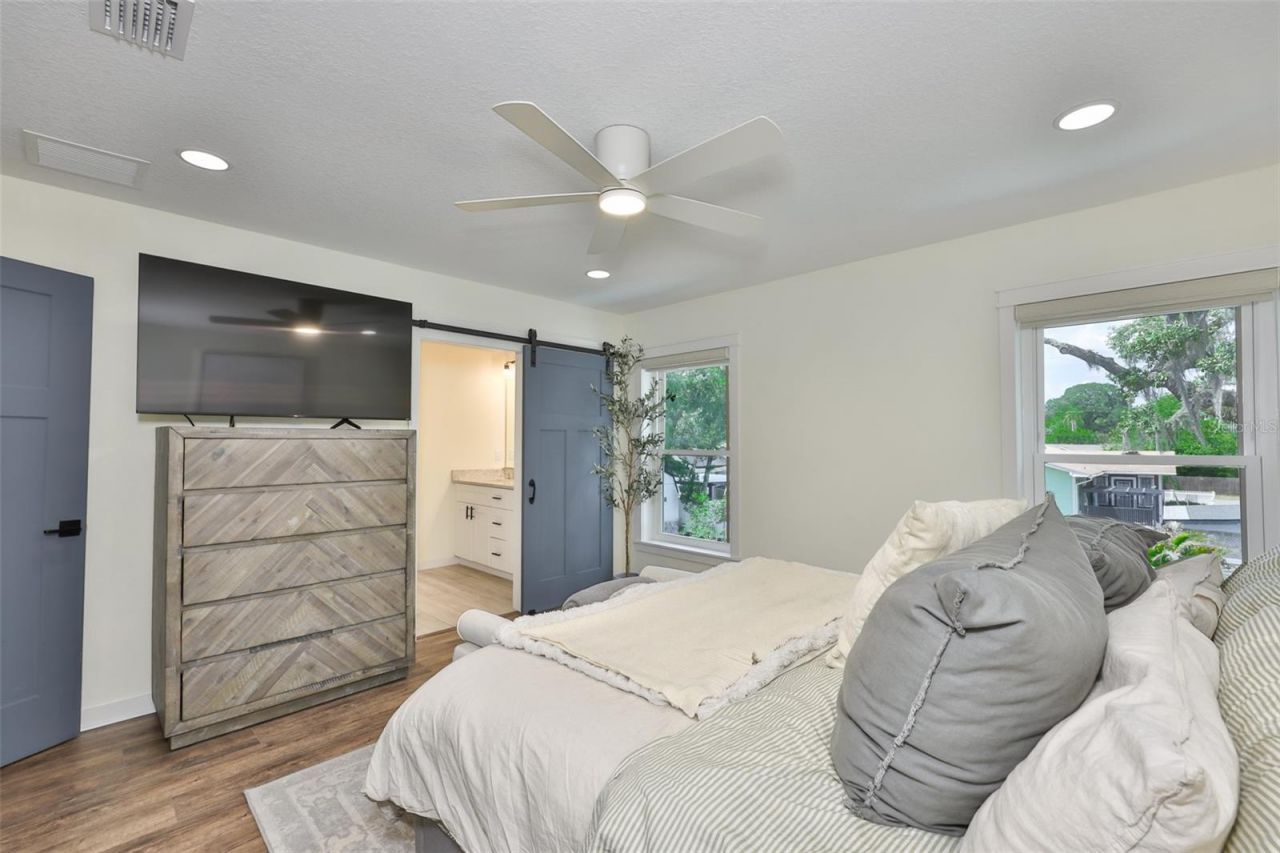1808 E Caracas Street, Tampa, FL 33610 Photo