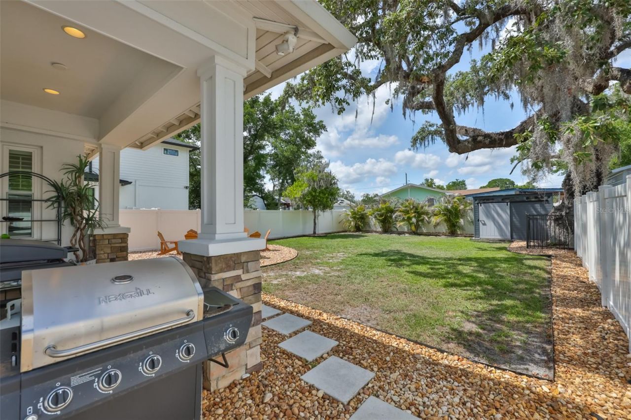 1808 E Caracas Street, Tampa, FL 33610 Photo