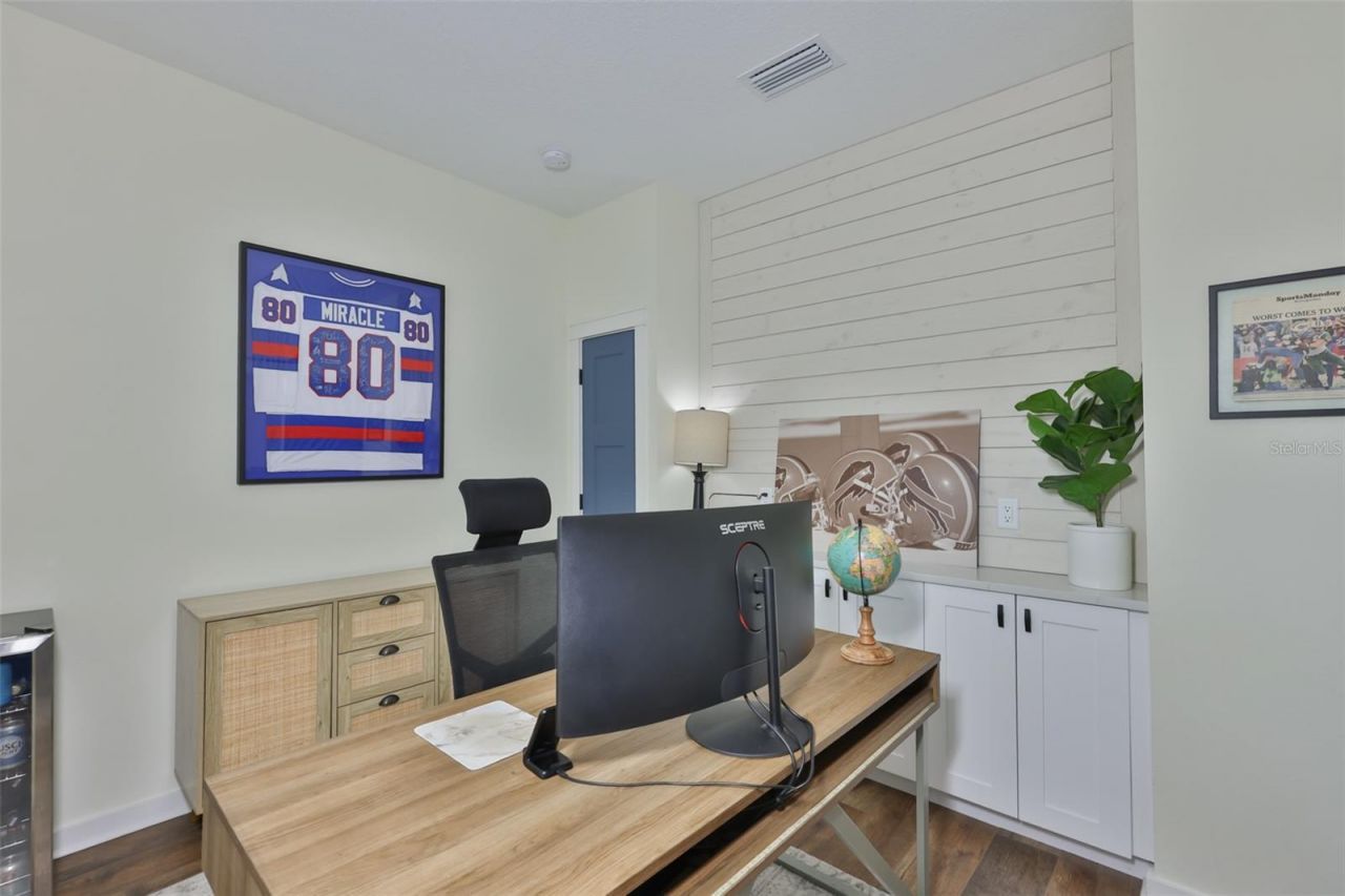 1808 E Caracas Street, Tampa, FL 33610 Photo