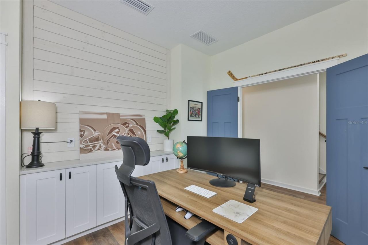 1808 E Caracas Street, Tampa, FL 33610 Photo