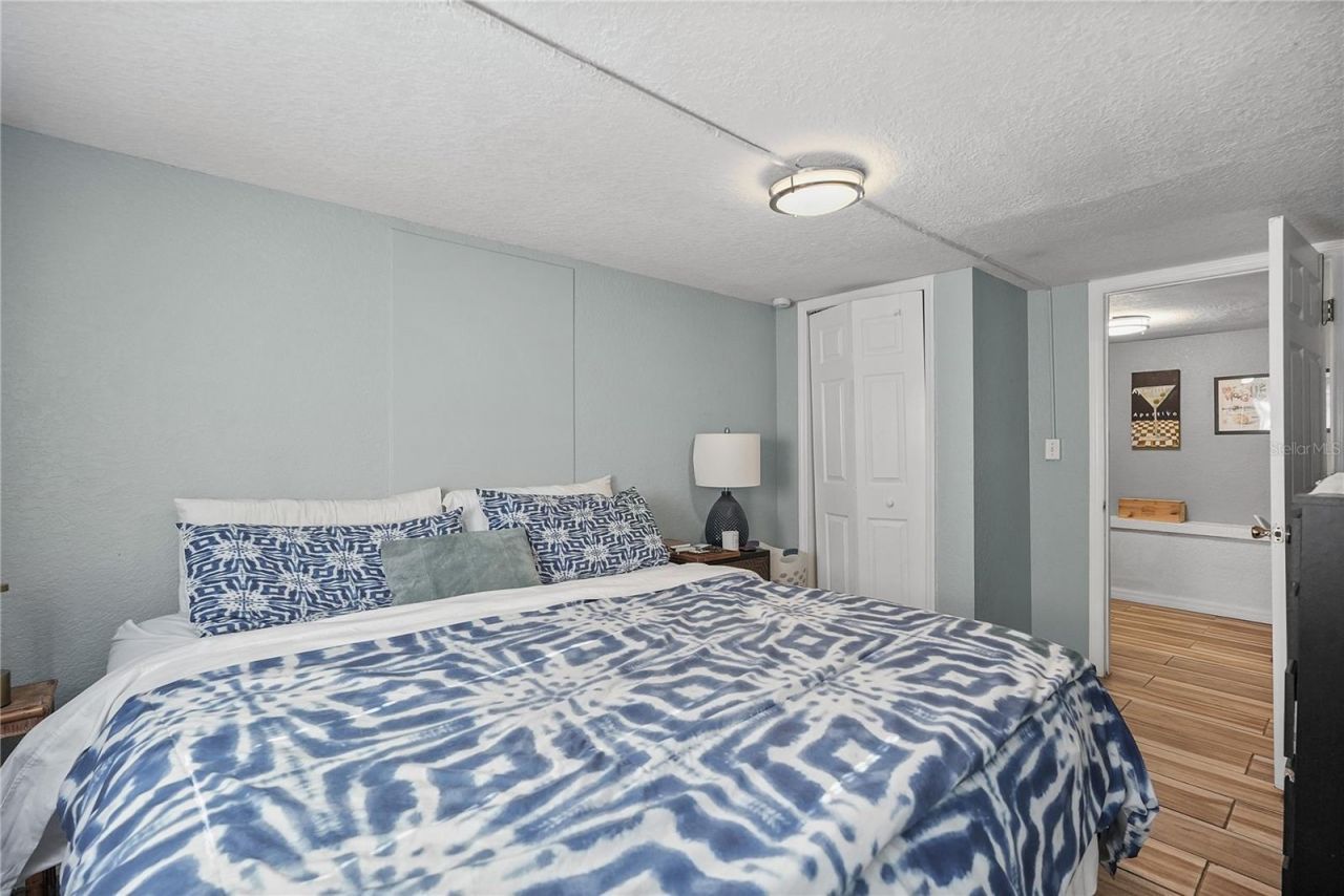 3027 Burlington Avenue N, Saint Petersburg, FL 33713 Photo