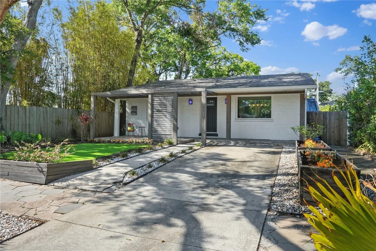 3027 Burlington Avenue N, Saint Petersburg, FL 33713 Photo
