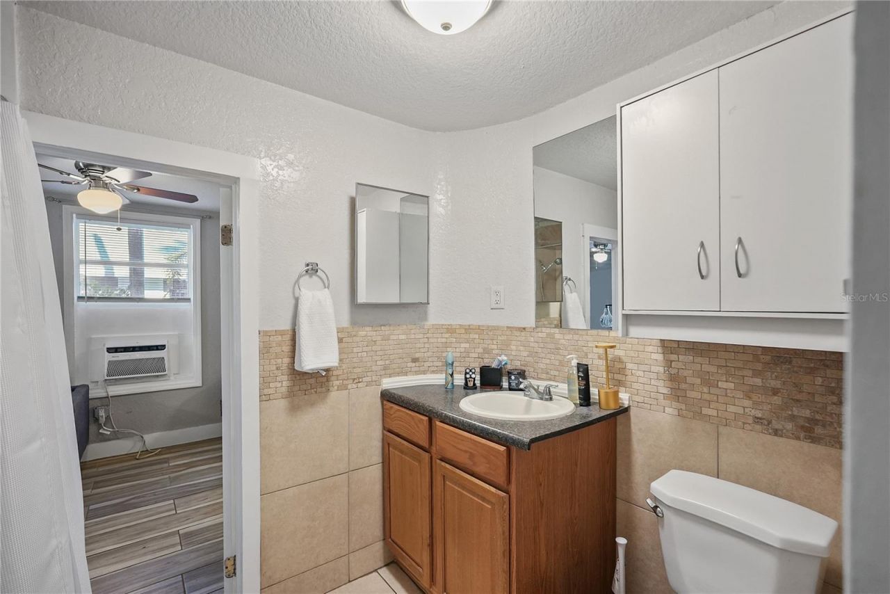 3027 Burlington Avenue N, Saint Petersburg, FL 33713 Photo