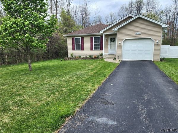 4362 Abbott Parkway , Buffalo, NY 14219