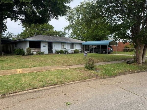 102 Spruce Street, Osceola, AR 72370