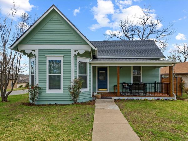 1120 Vance ST , Taylor, TX 76574