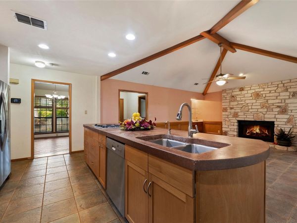 3805 Carmel DR, Round Rock, TX 78681