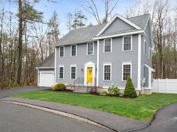 17 Mason Lane, Unit 9, Salisbury, MA 01952