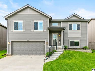 14468 Gilder Avenue , Bennington, NE 68007