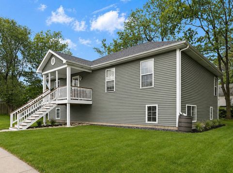 Main Photo
