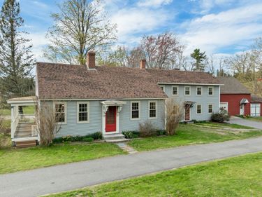 1388 South Stark Highway, Weare, NH 03281