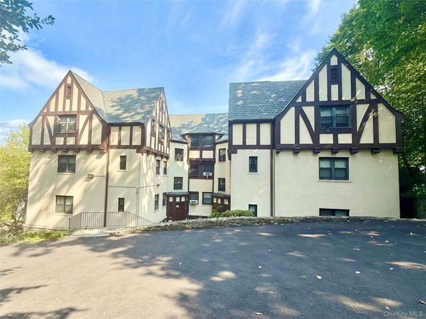 64 Kensington Road , Unit 2C, Bronxville, NY 10708