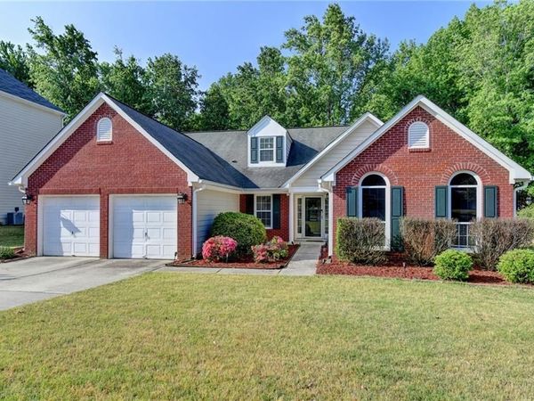 1396 Belfaire Trace , Dacula, GA 30019